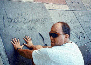 la03.jpg (29214 bytes)