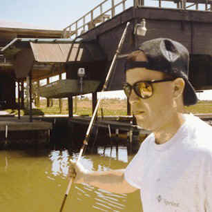 gtx99023jpg.jpg (31720 bytes)