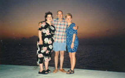 gdc9950.jpg (28261 bytes)